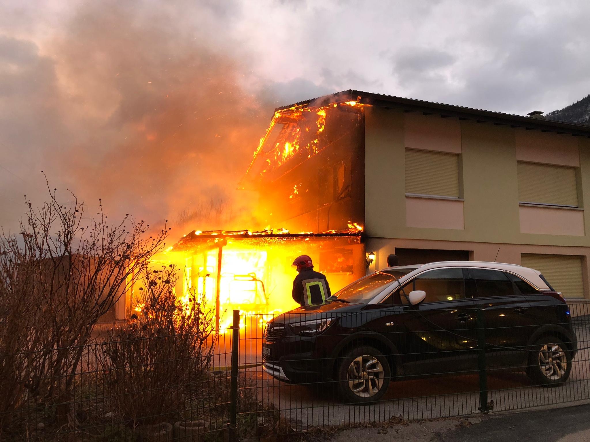 Une maison a pris feu à Grône